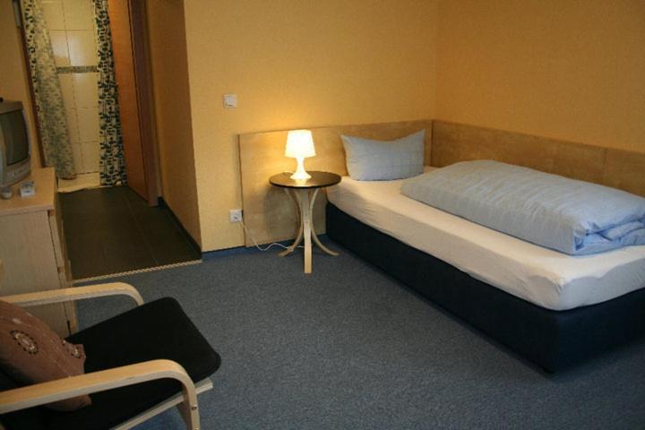 Hotel Zum Grunewald Dinslaken Room photo